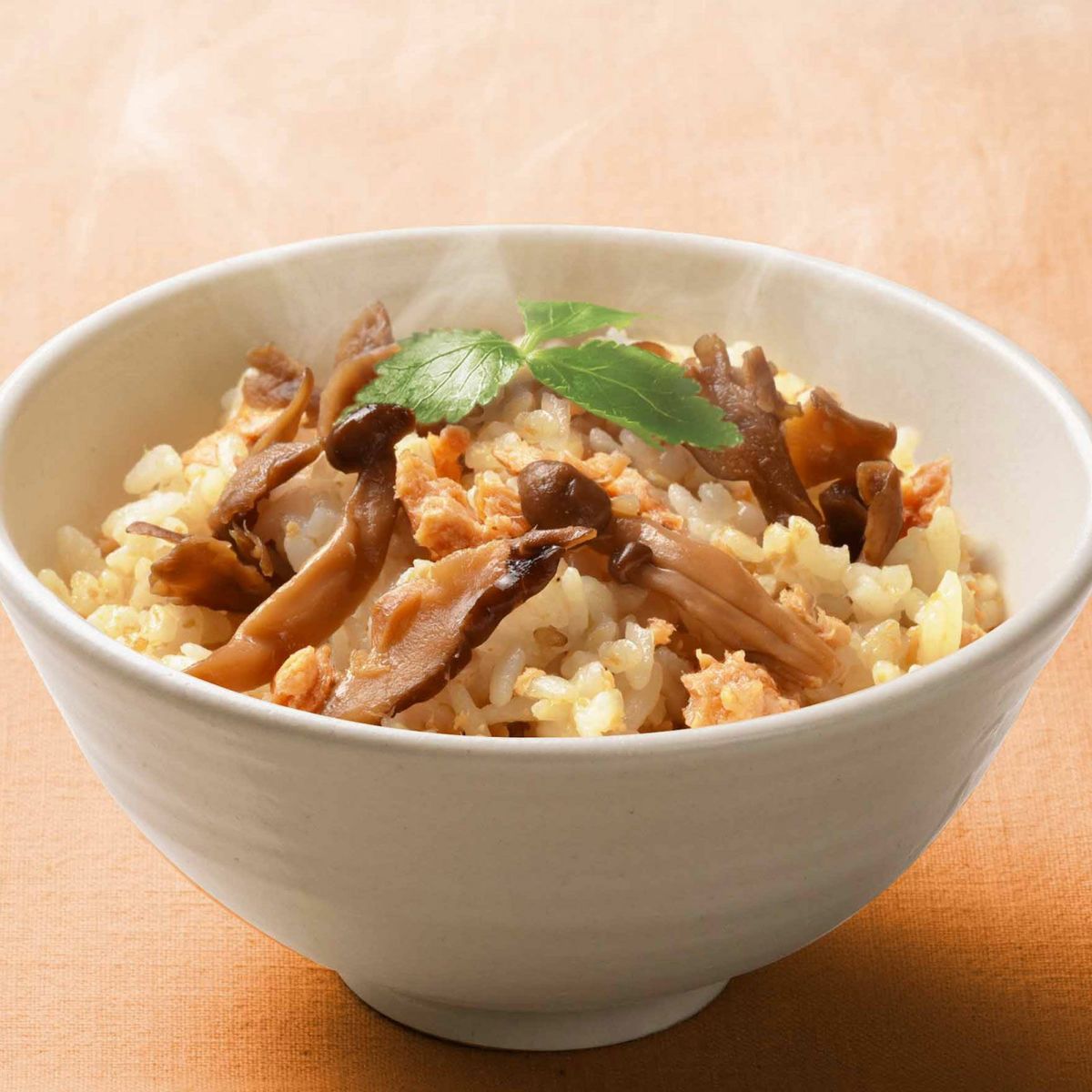 素材を愉しむ 秋鮭ときのこご飯の素