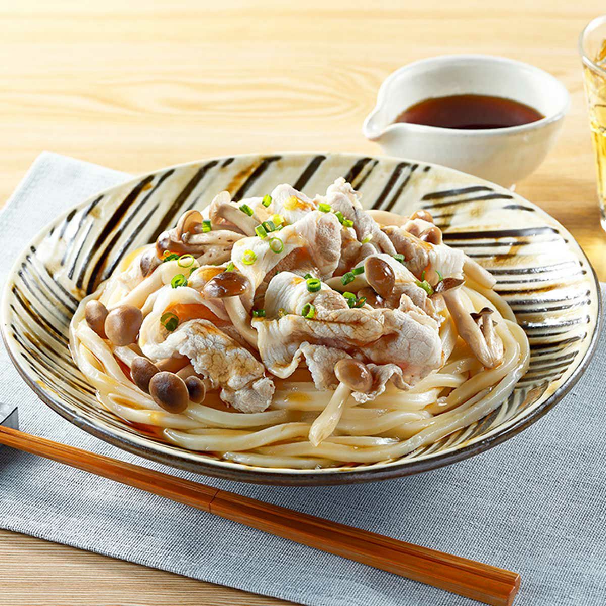 豚しゃぶときのこのぶっかけうどん